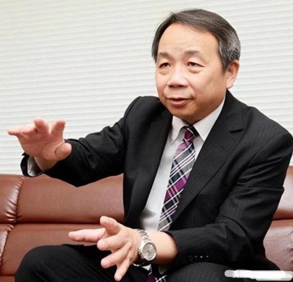 91快牛 石平为何沦为反华急先锋 从学子到靖国神社跪拜者